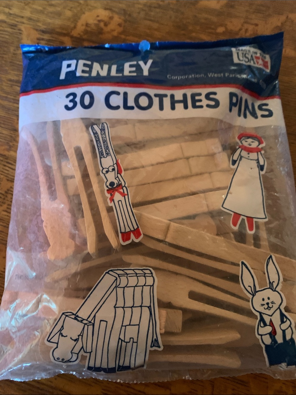 Vintage Penley Natural Wood Clothespins - 30 Pack